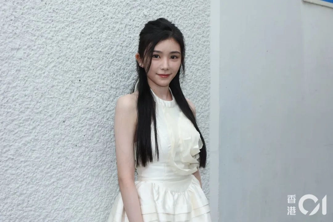 2023 Miss Hong Kong tham gia Vua Lòng Thương Xót