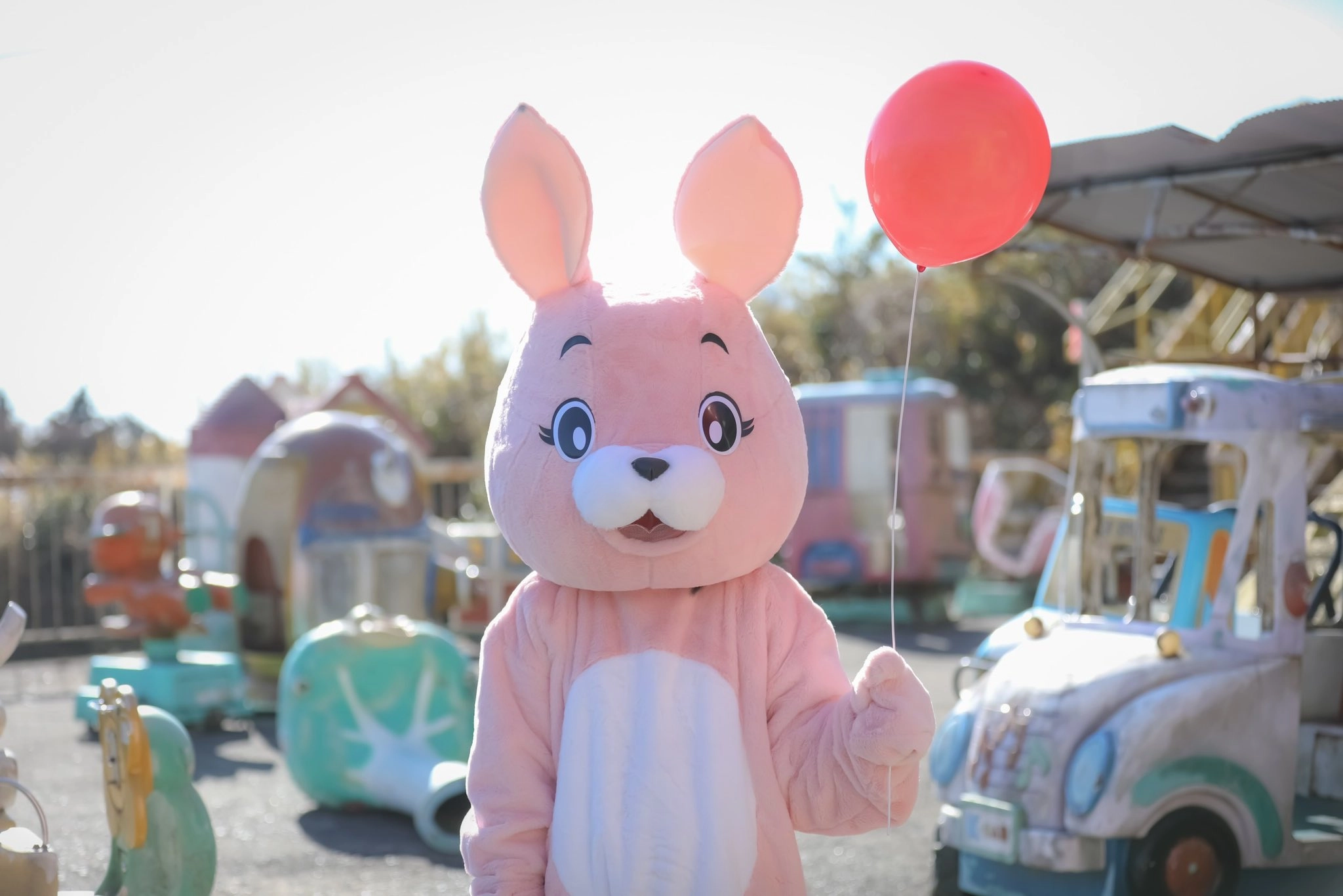 粉红兔子玩偶