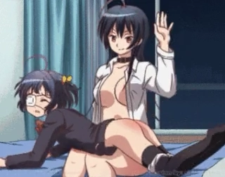 女人被另一个女人接吻了。