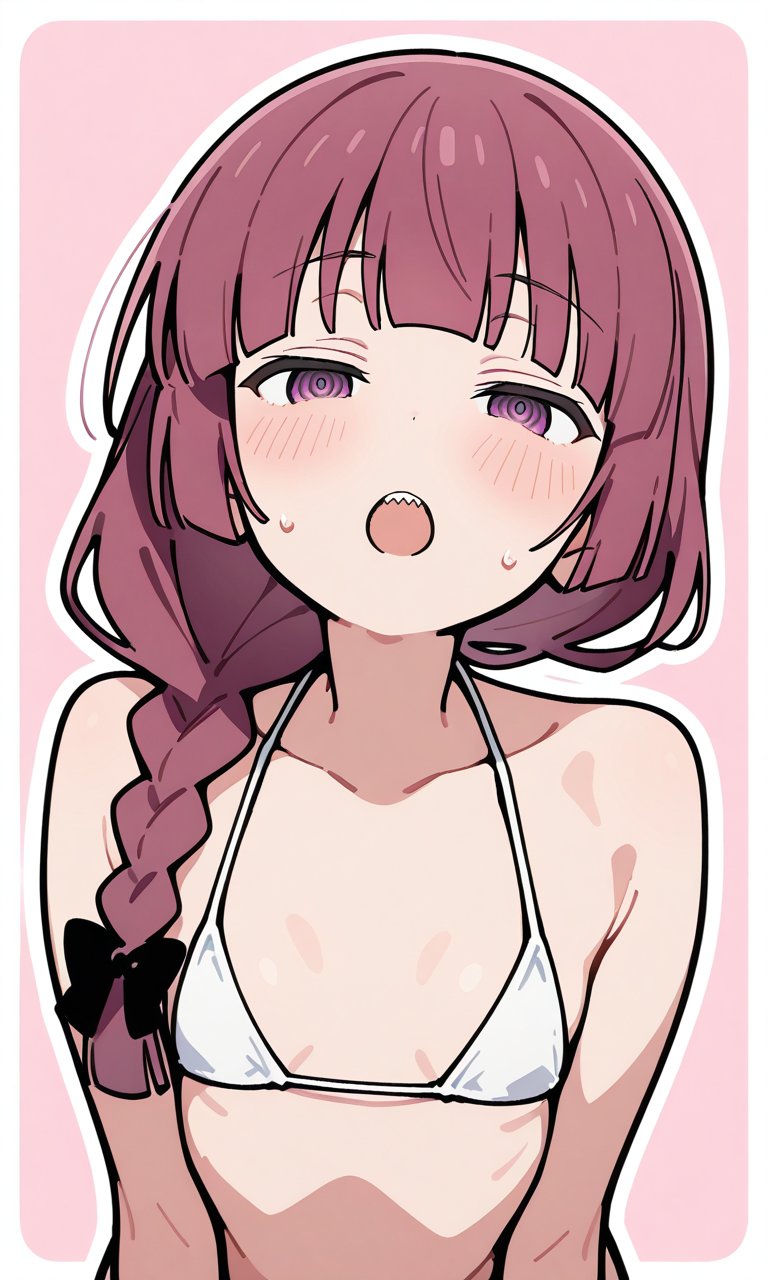 戴着黑色项链和白色比基尼顶的女人。