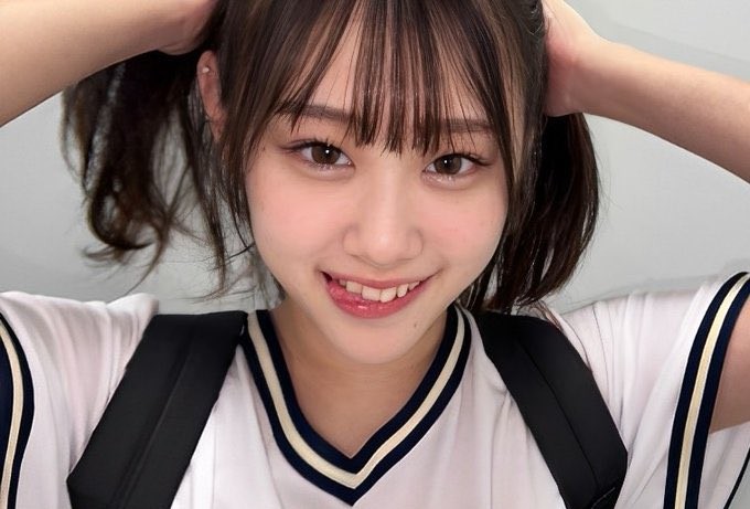 女孩,脸上的笑容。