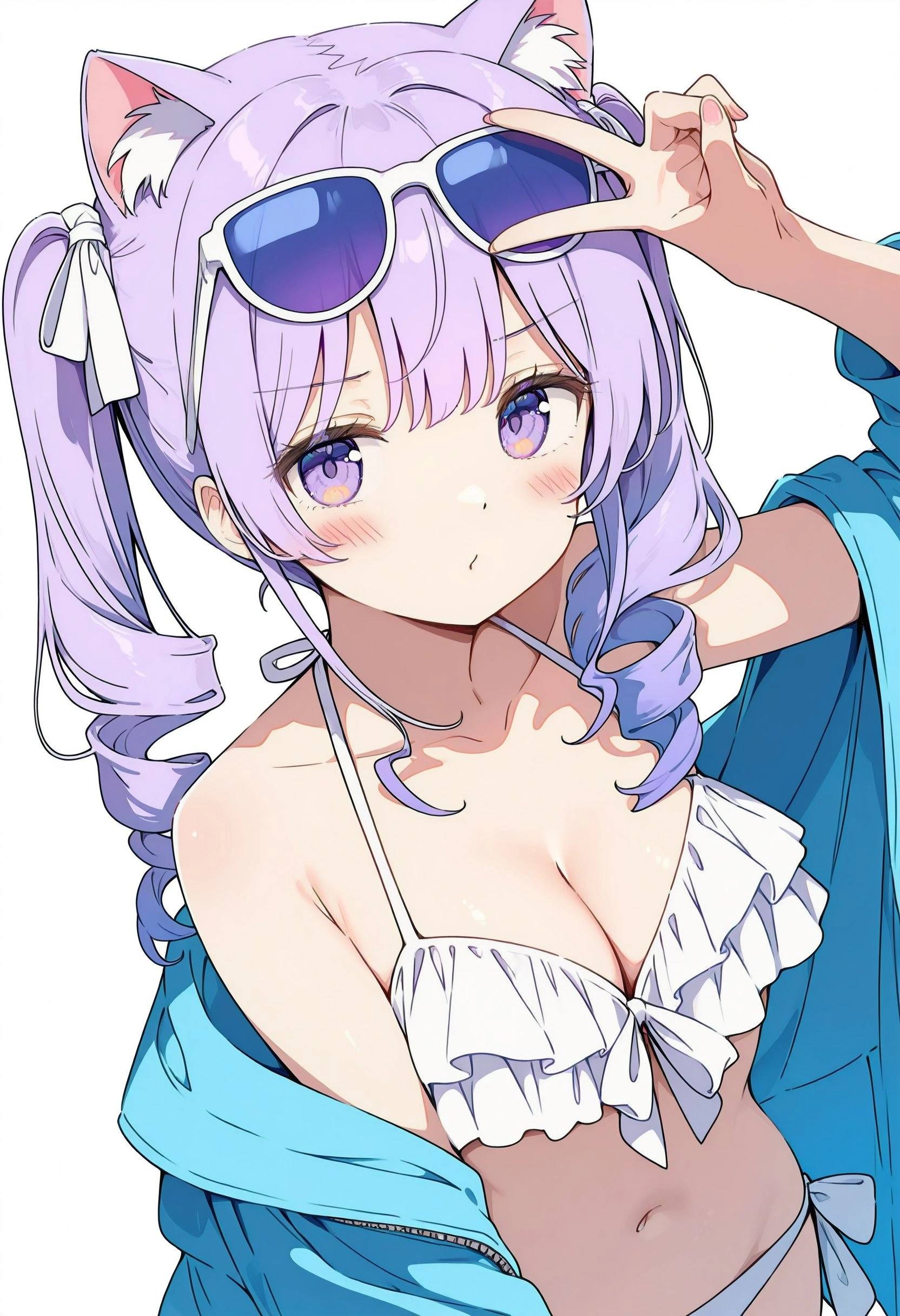 女孩穿着比基尼和太阳镜。