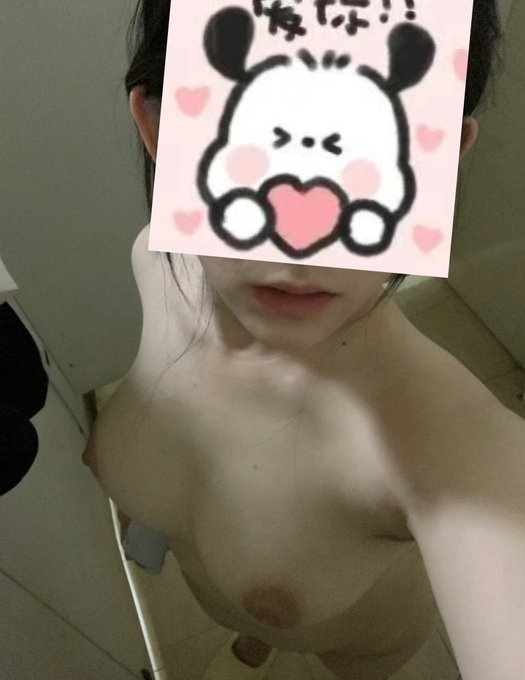 女人脸上有心脏。