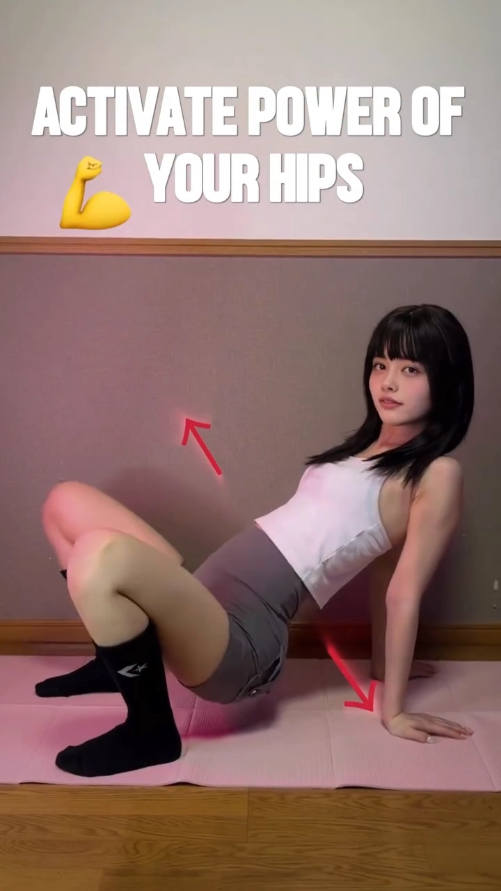 女人在一根红色箭头面前做了一次冲击。