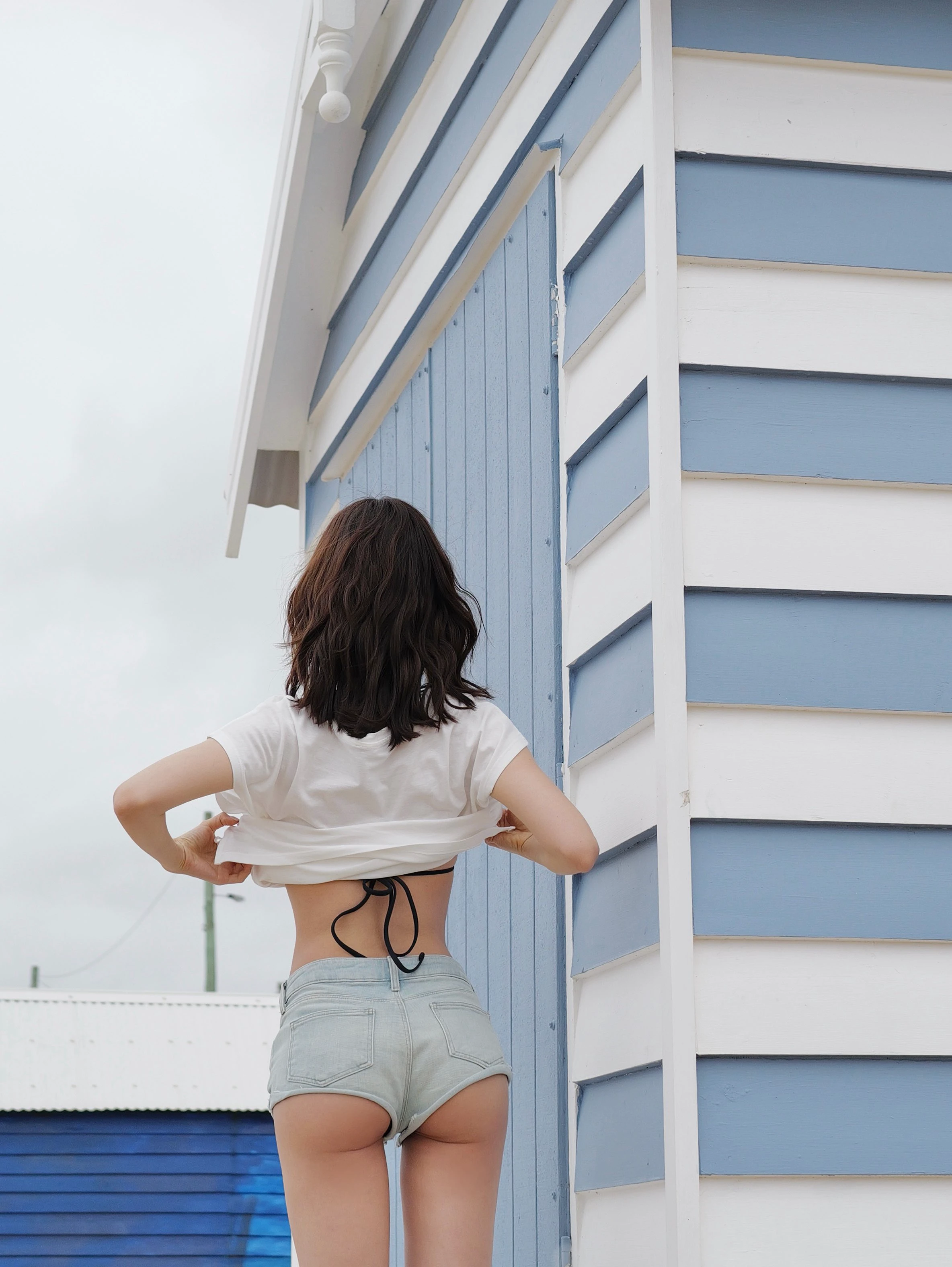 背后一根绳子引发的风波