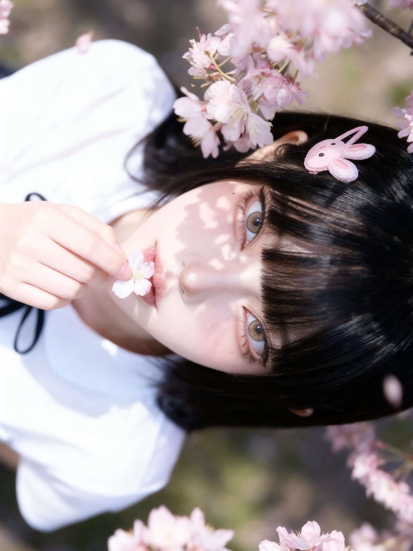 樱花妹子笑容甜美