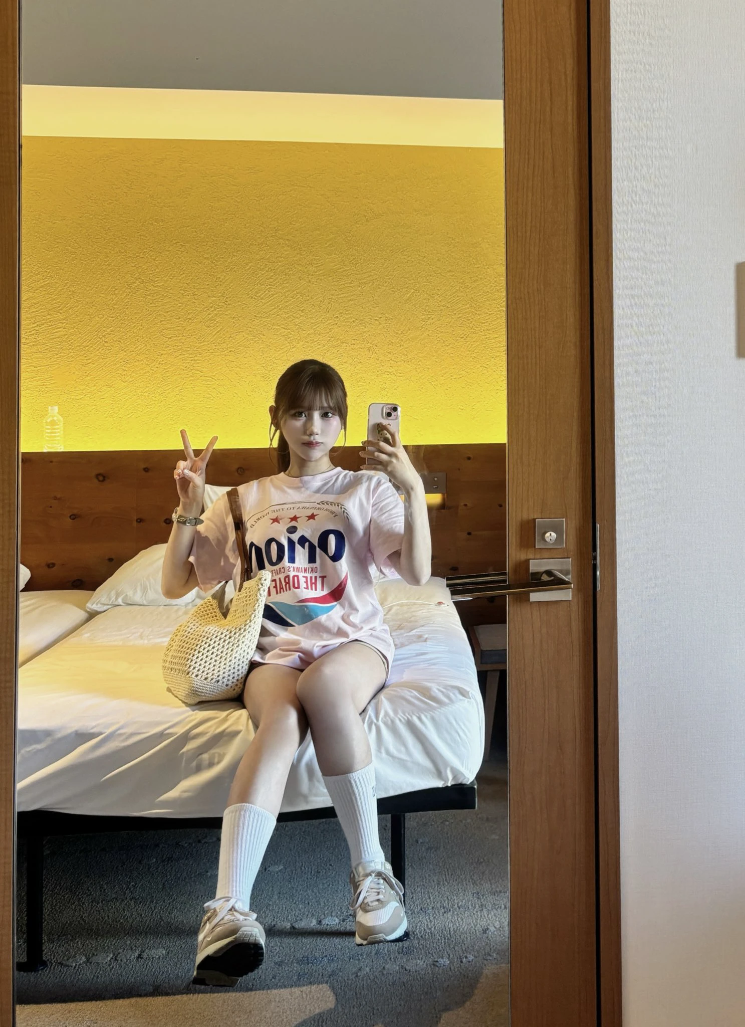 自拍姿势到位，OOTD穿搭分享