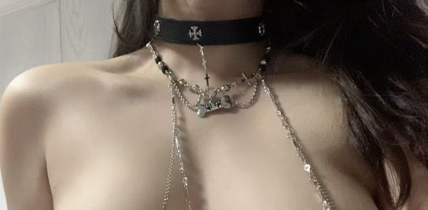 项链叠穿有点乱