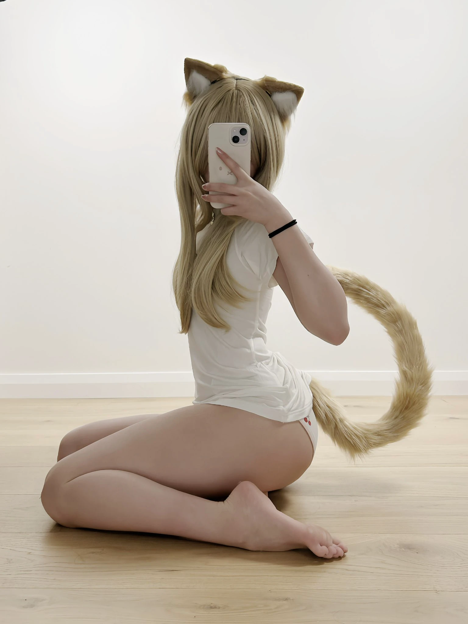 狐狸精的自拍瞬间