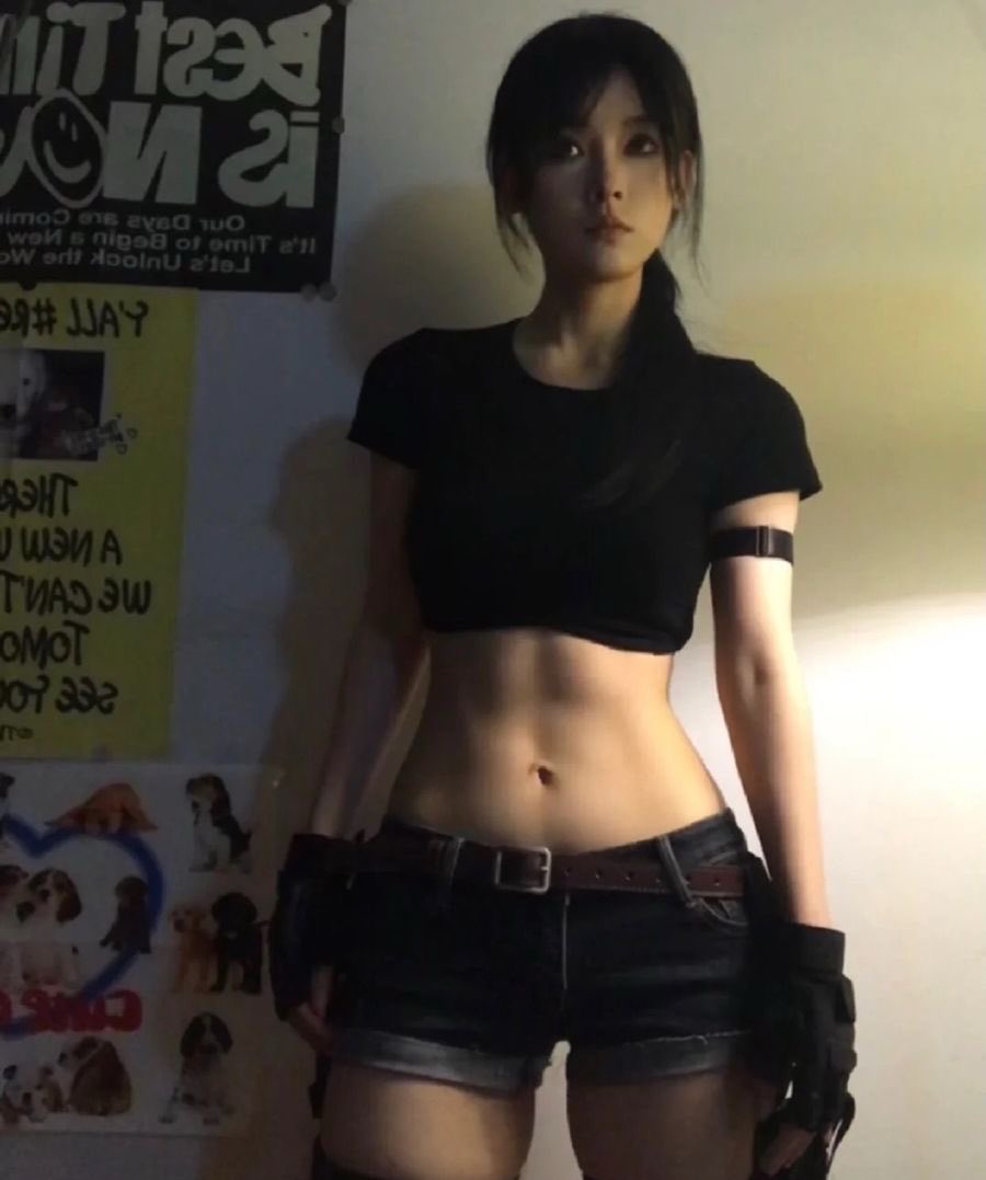 这腹肌练得比我命还硬