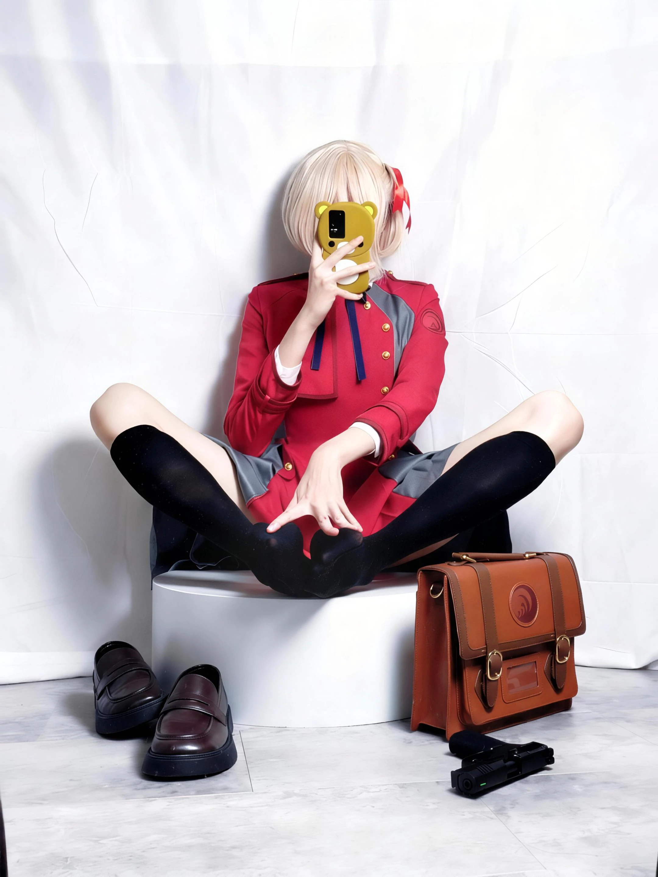 这脸藏得比钱包还深