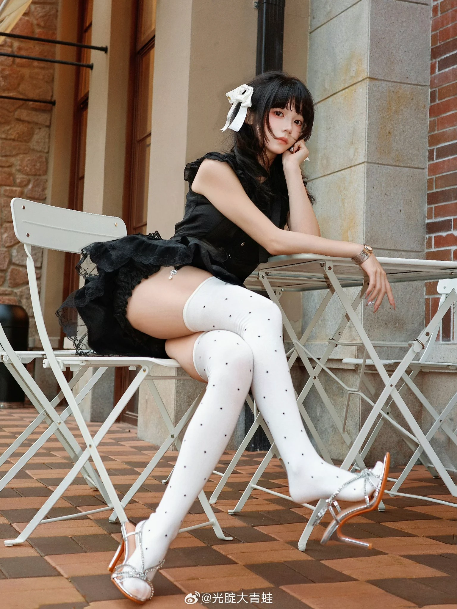 腿长得能直接当晾衣杆