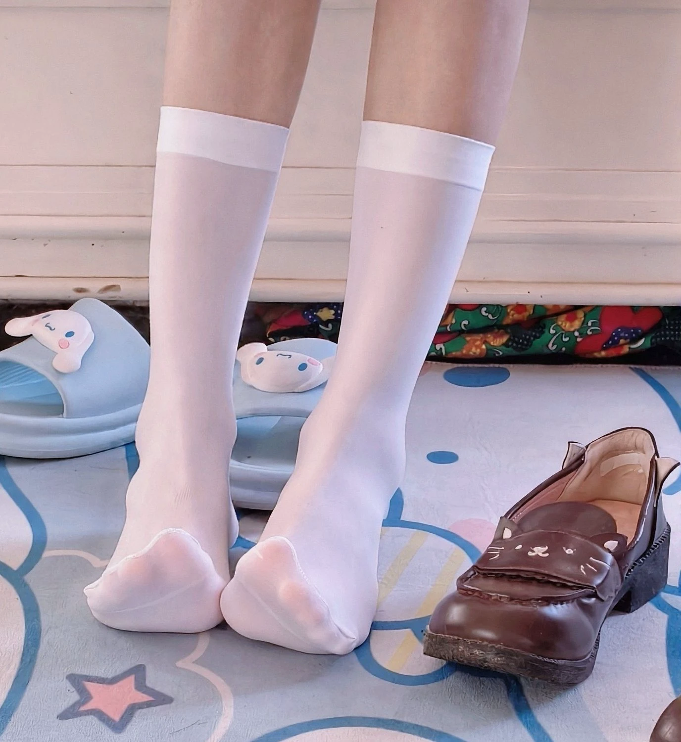 袜子在为新鞋感到压力