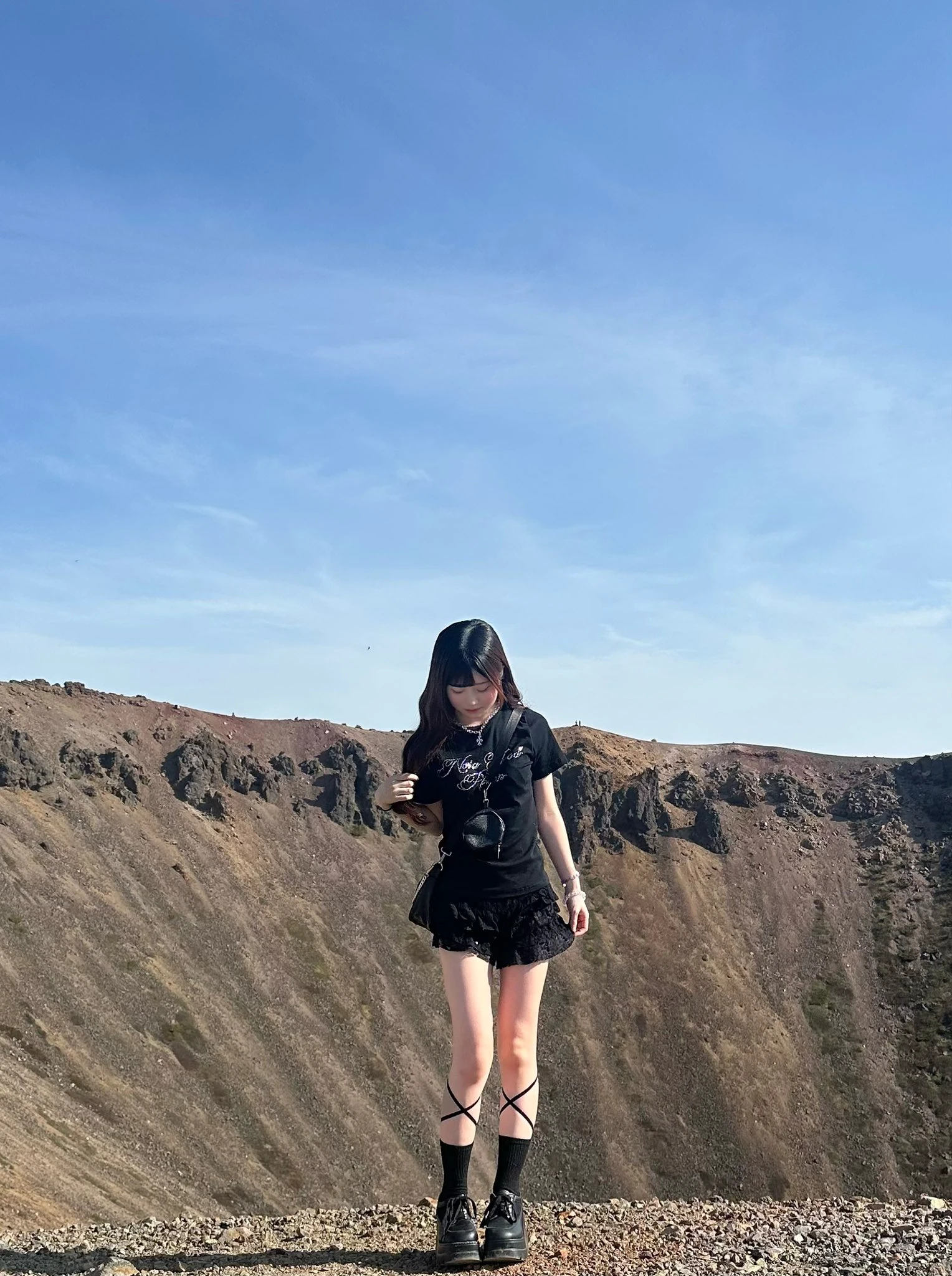 山顶孤独美少女求带飞