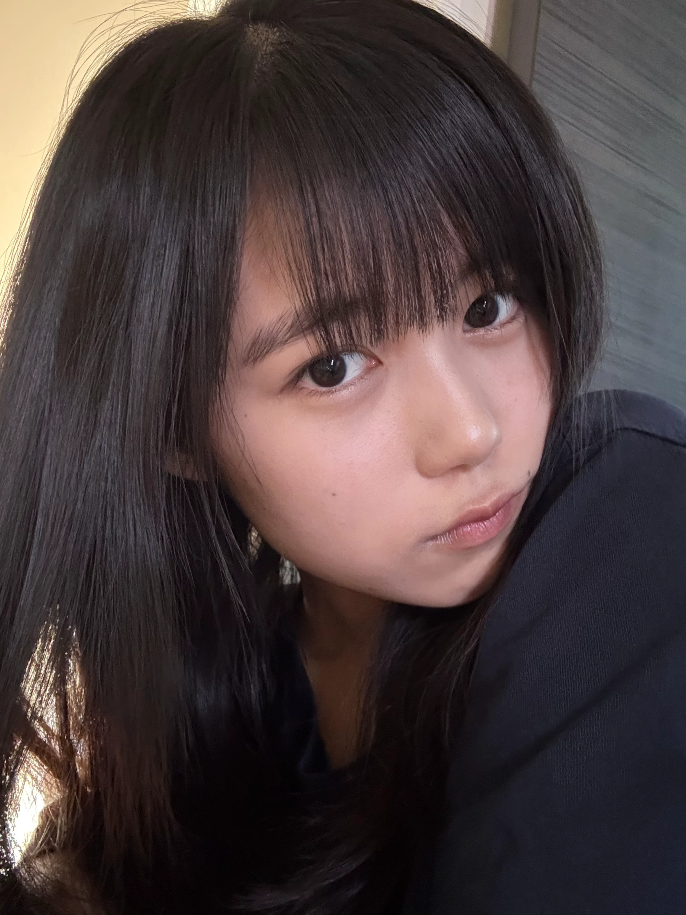 眼神里藏着想吃火锅的欲望