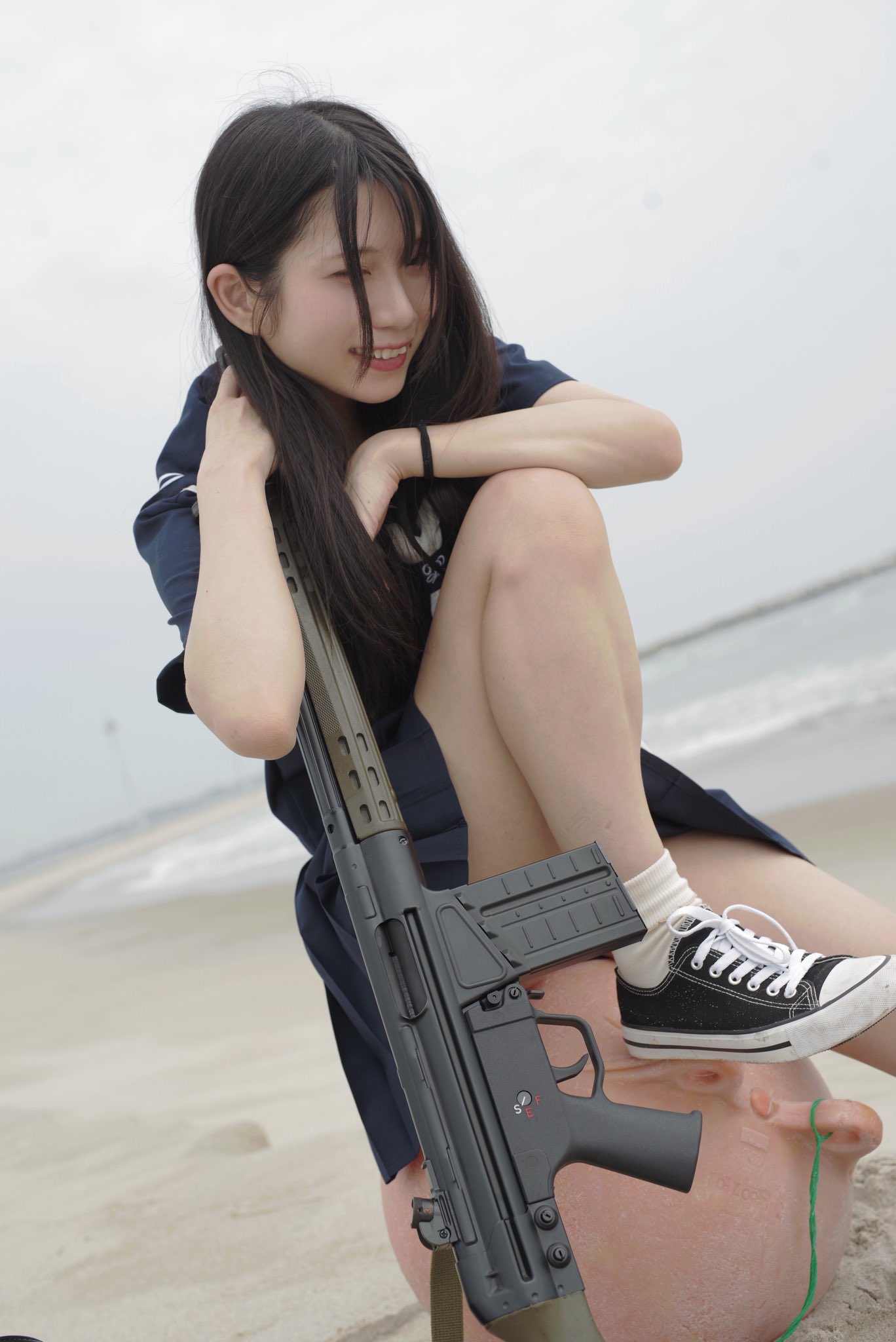 这裙子缩水严重了吧