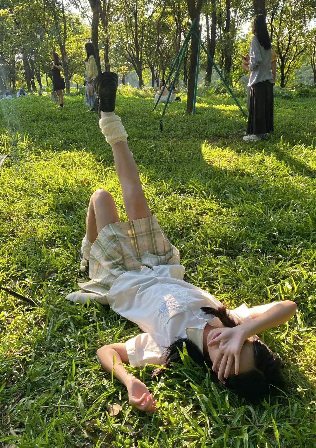 这腿长得有点离谱