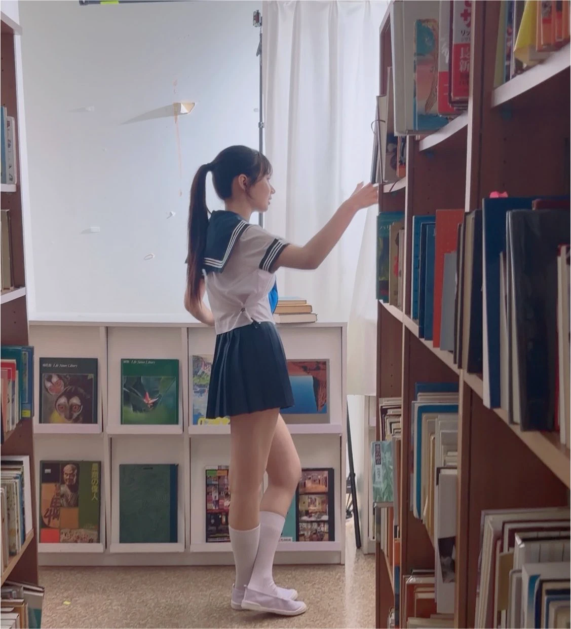 书荒少女在线找救命稻草