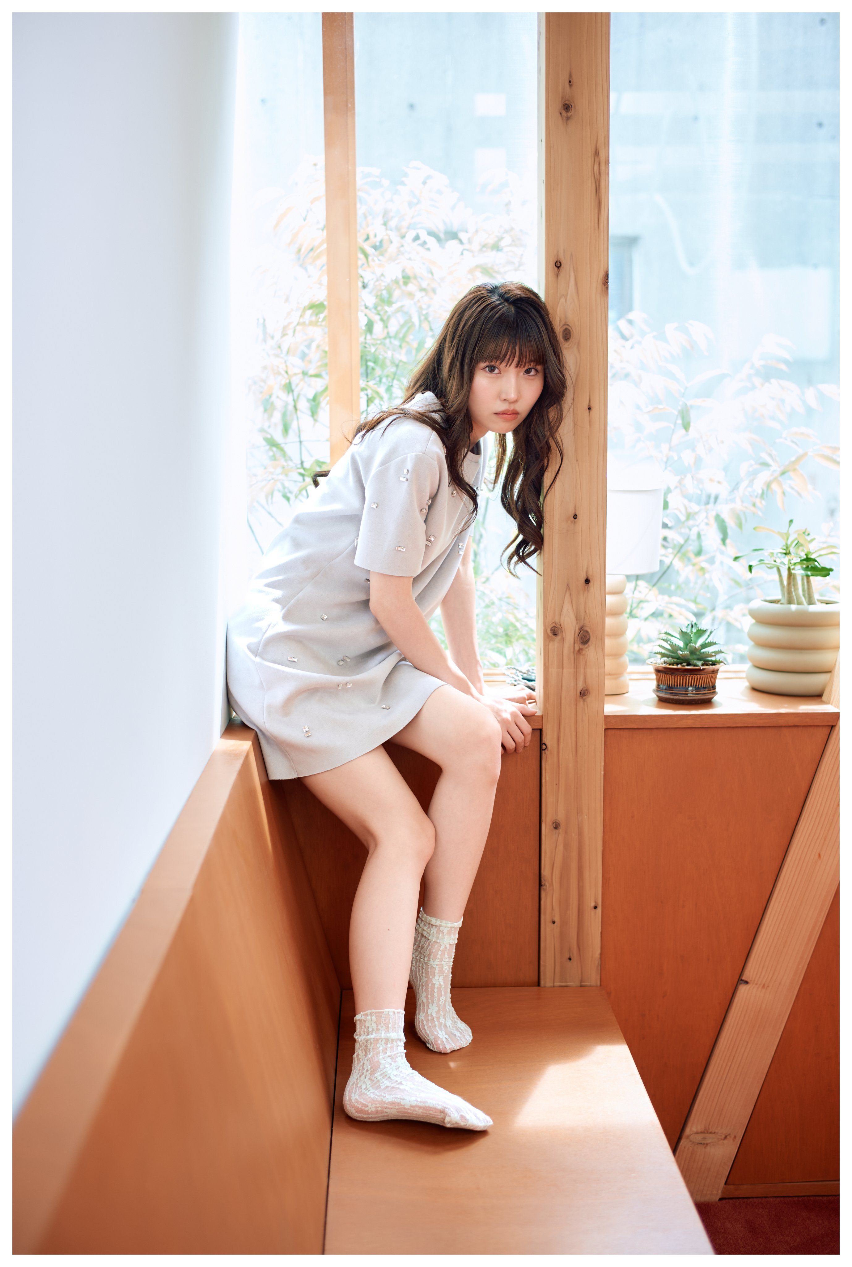 坐错位置的优雅少女