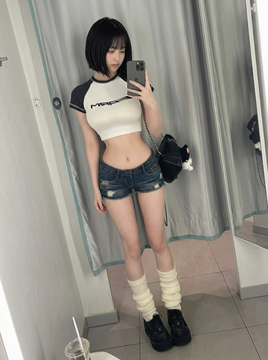 这腰细得怕是能拧出水来