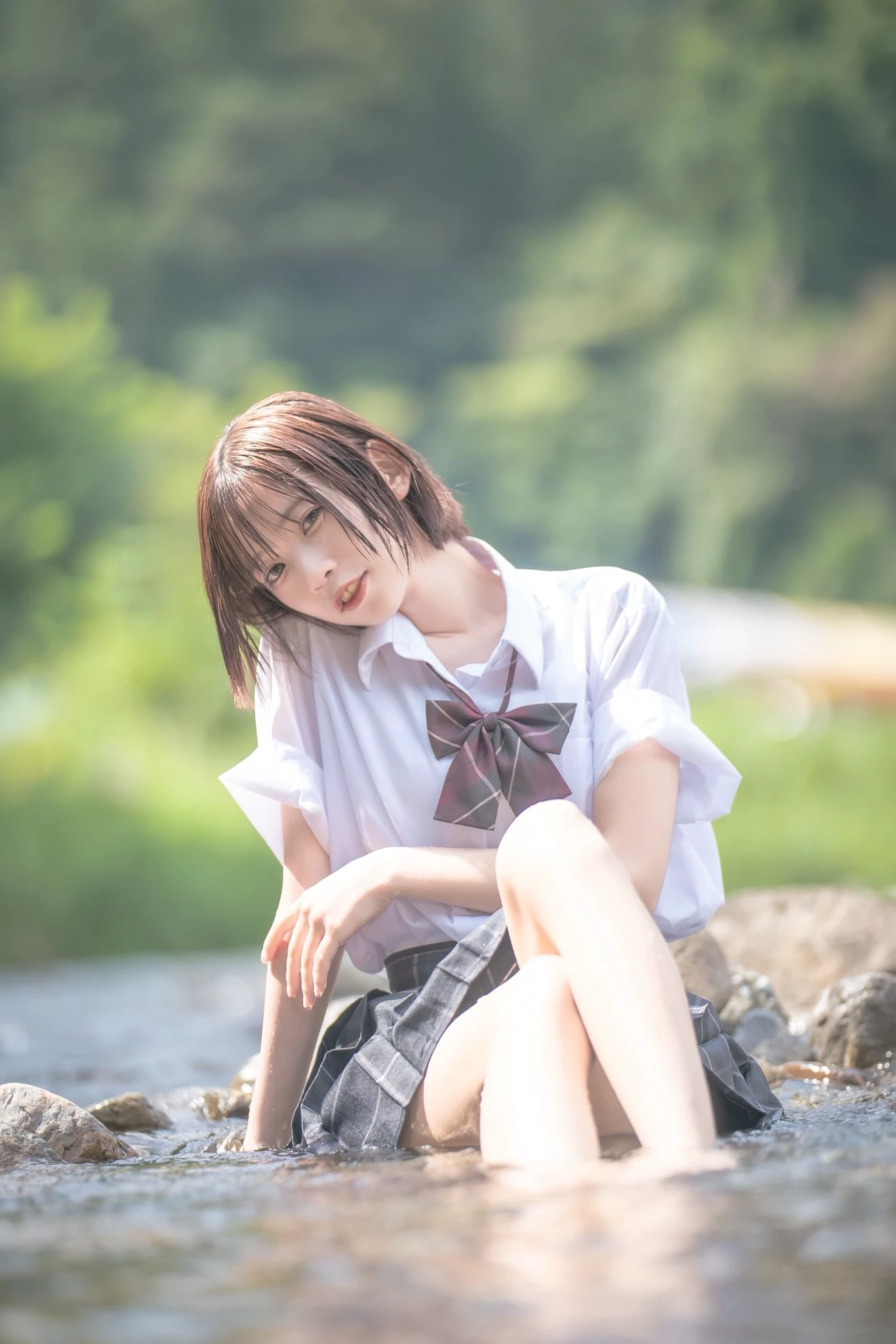 水里玩水别忘了带纸巾
