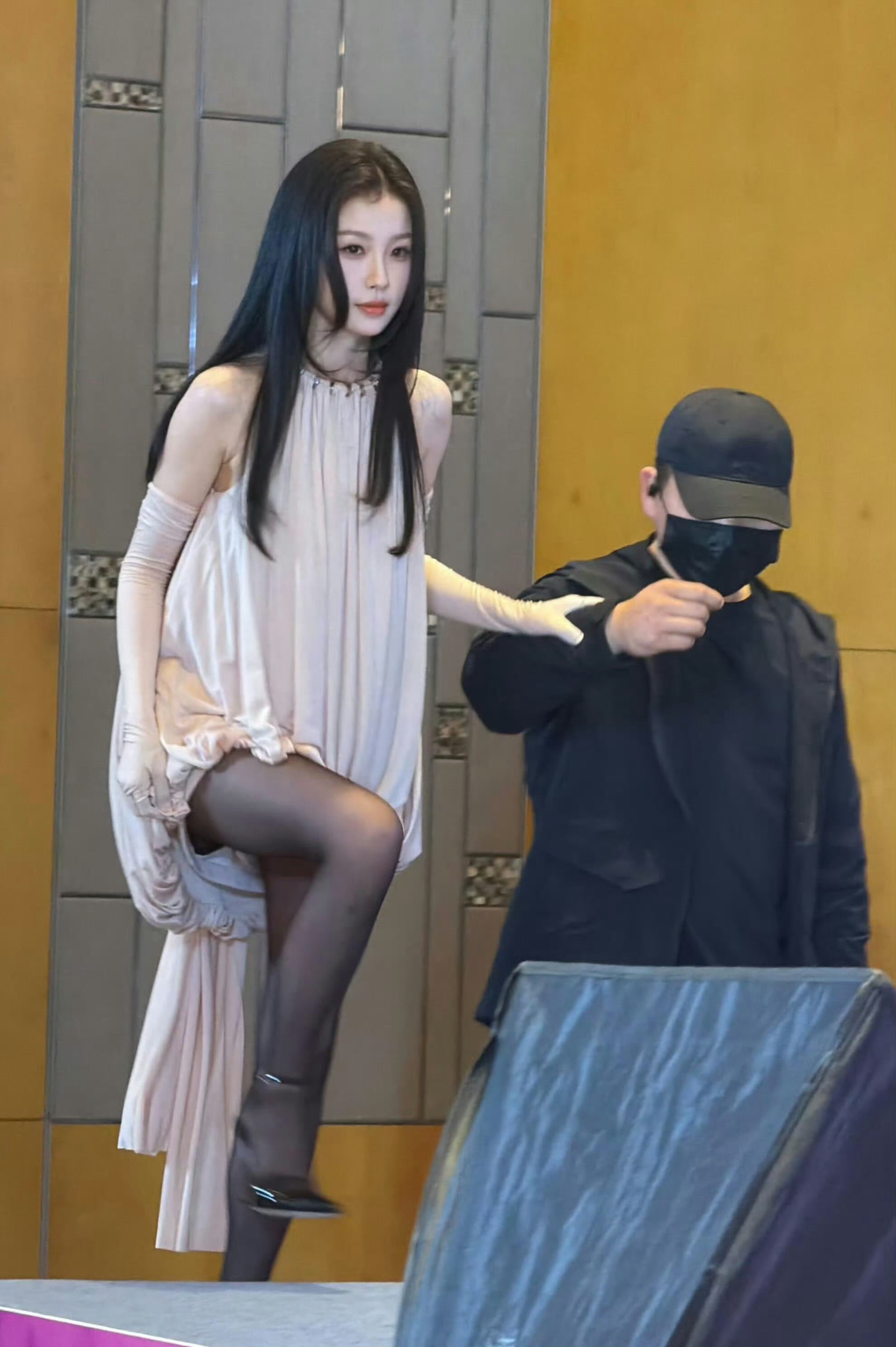 抓紧别跑我还没松手呢