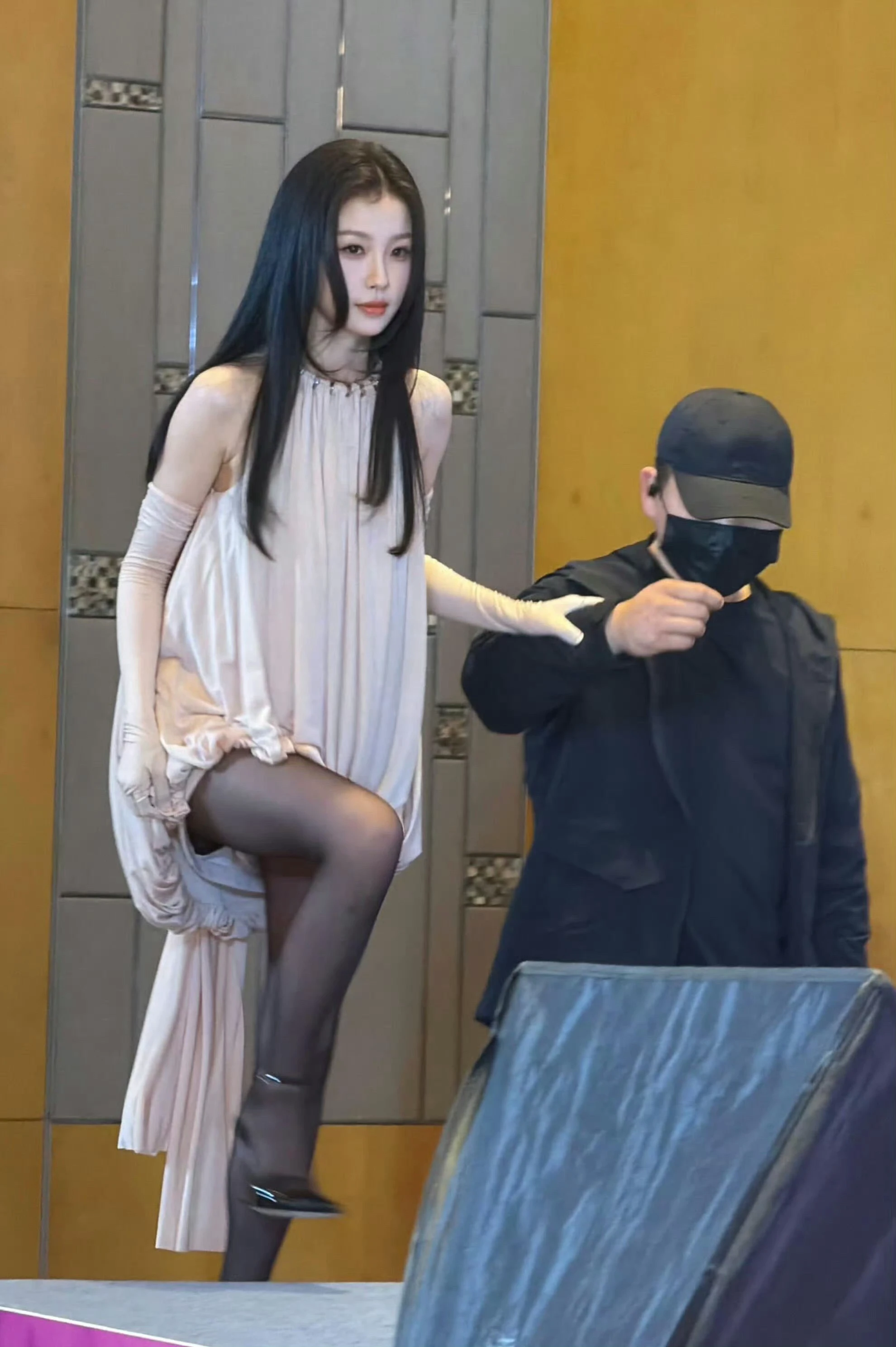 抓紧别跑我还没松手呢
