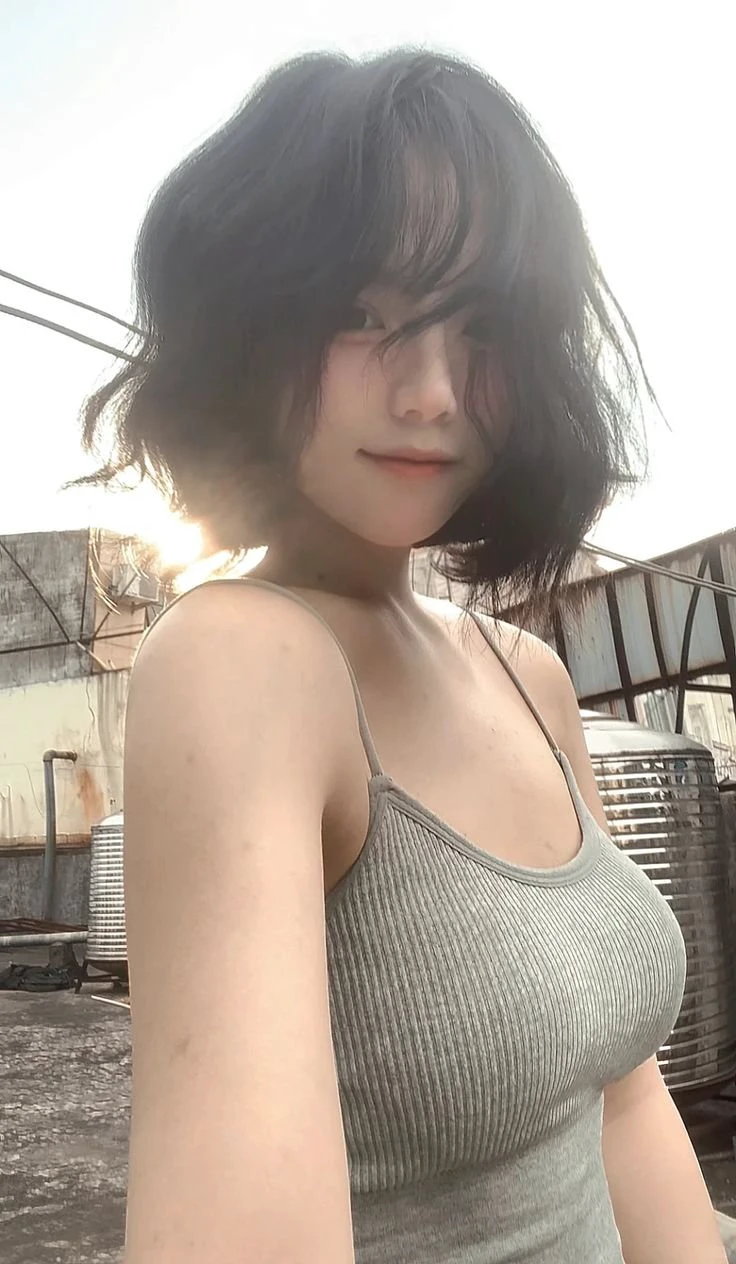 发型遮住了我的发际线