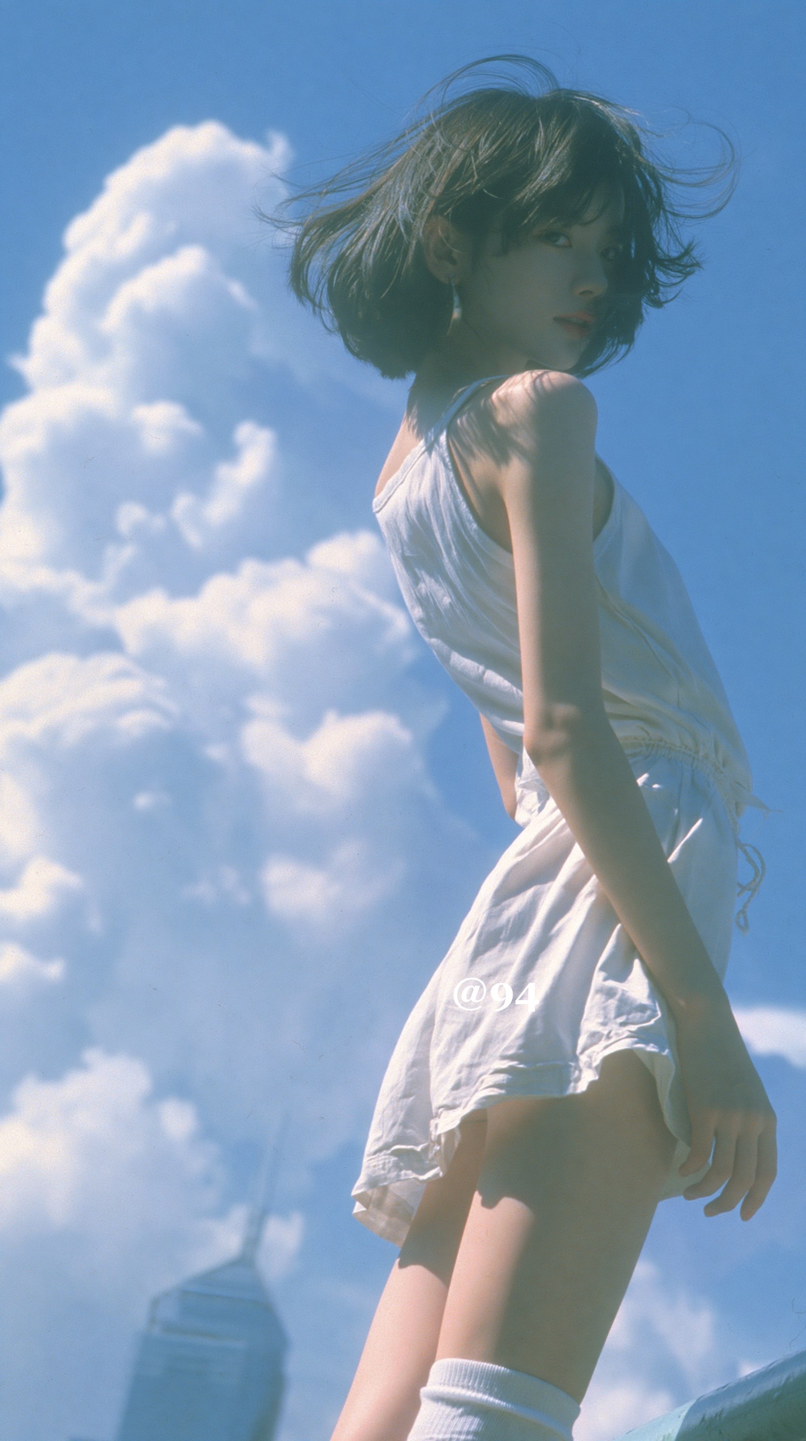 云朵在看美女发呆