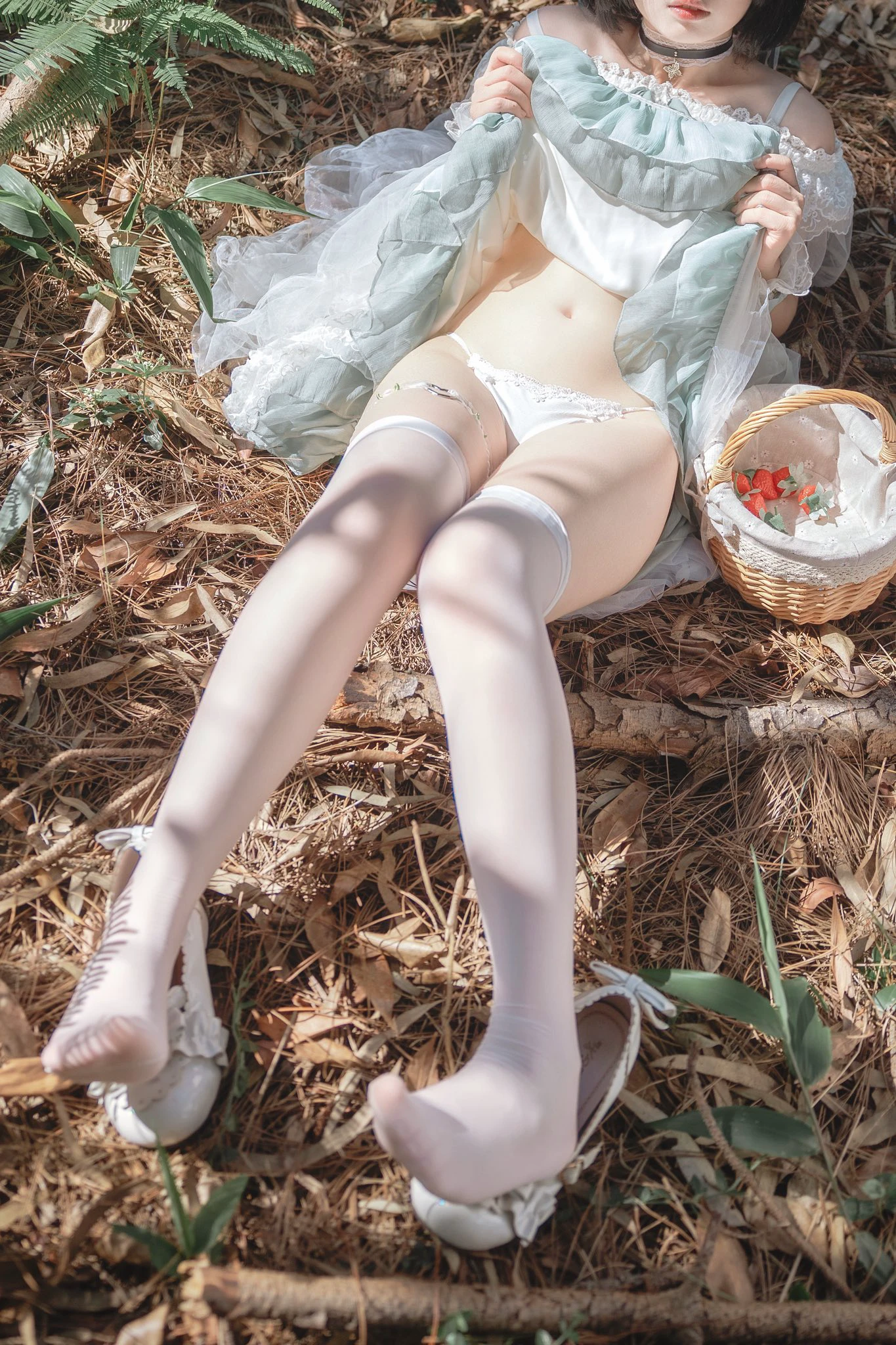 林间仙女误入干草堆