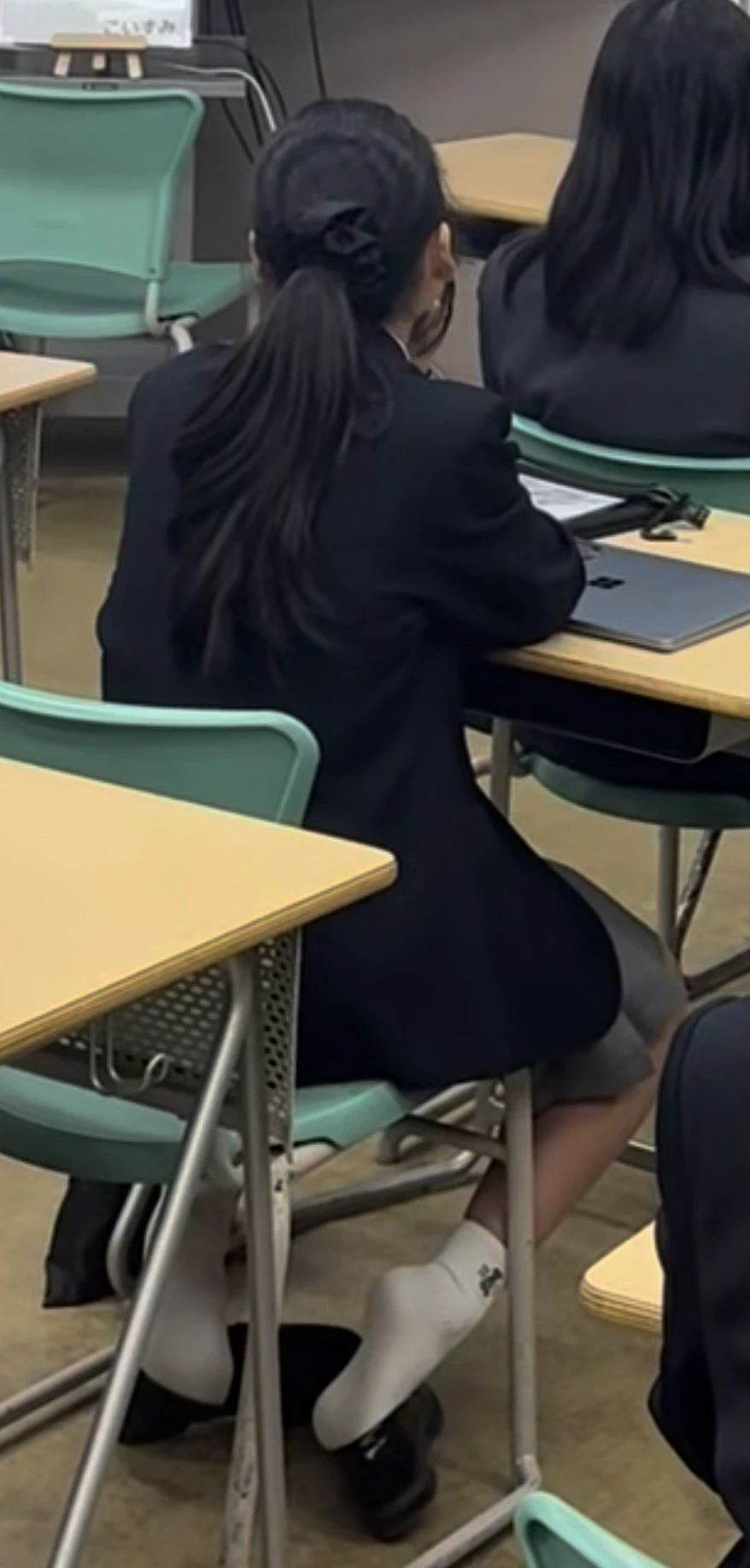 这腿扭得老师都看呆了