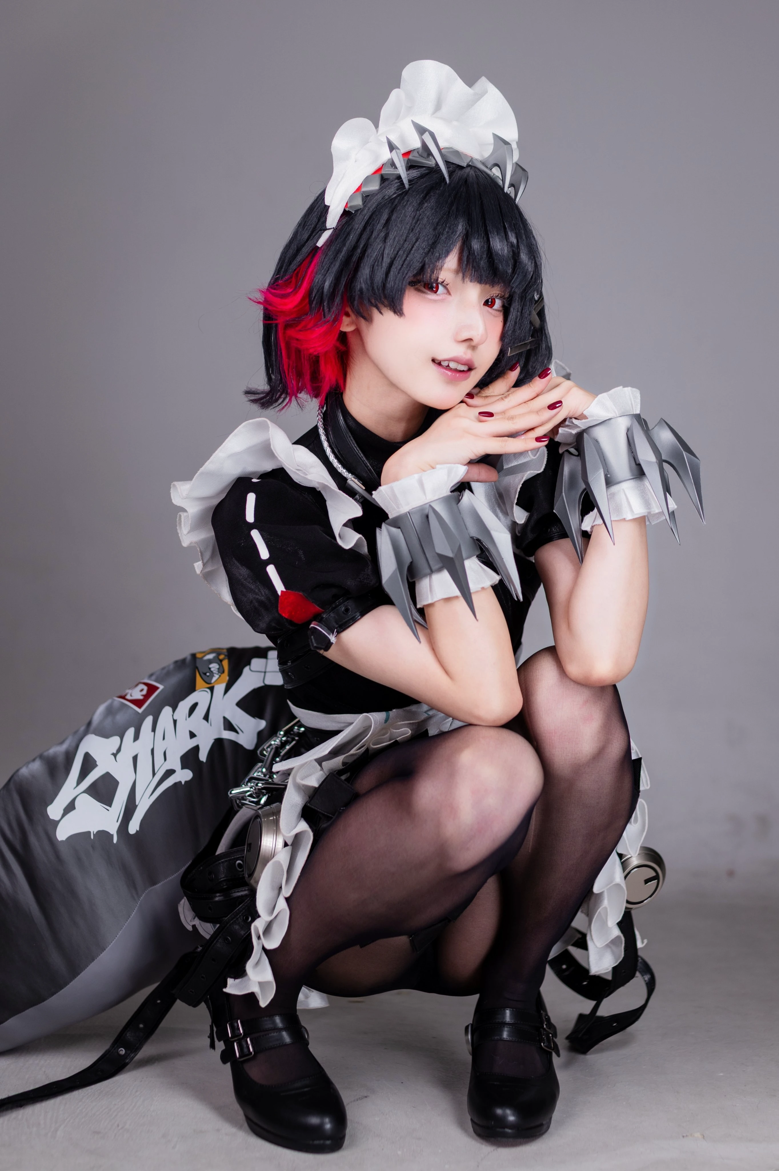 鲨鱼少女在线卖萌