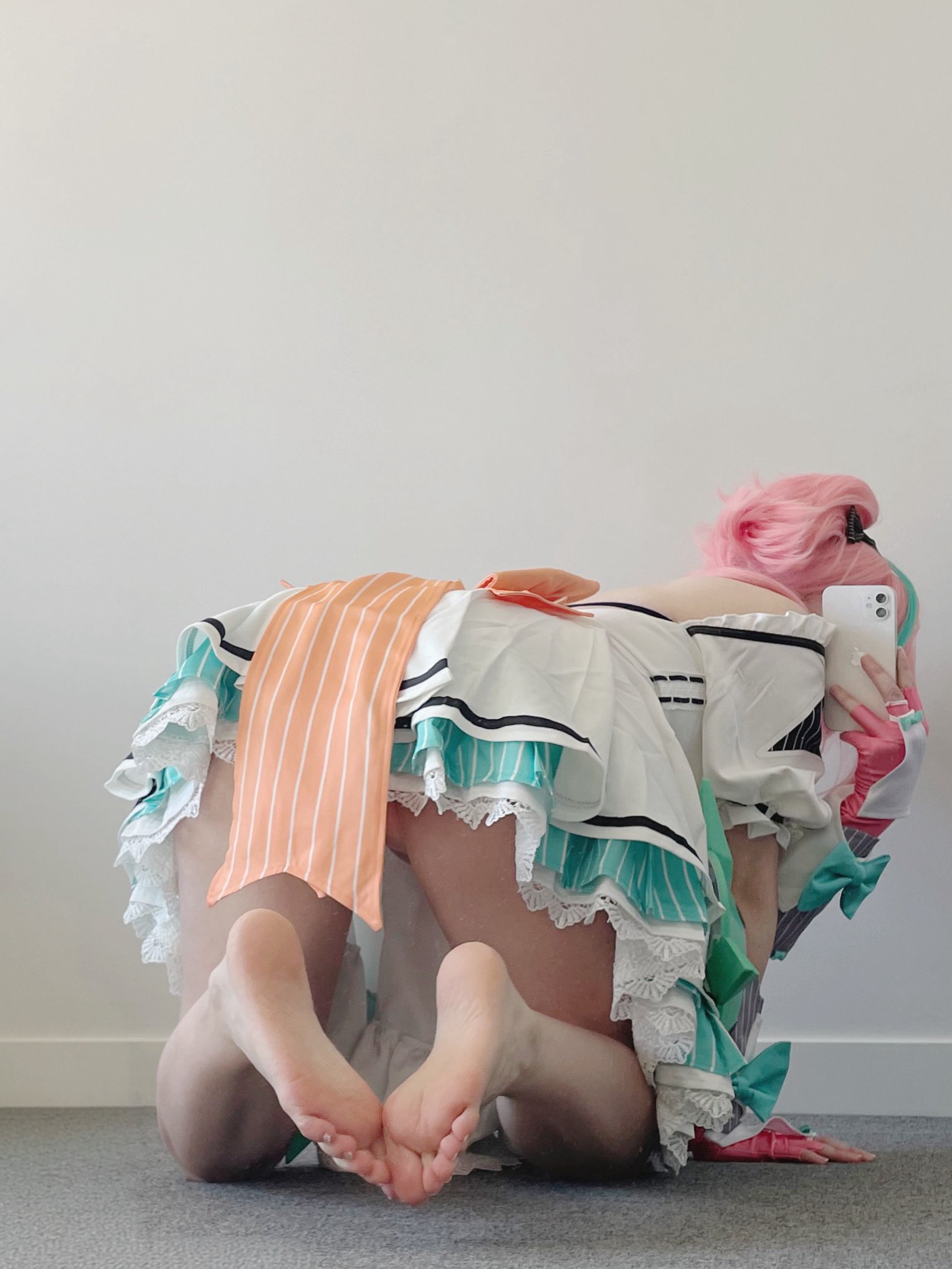 这动作简直是人体折叠术