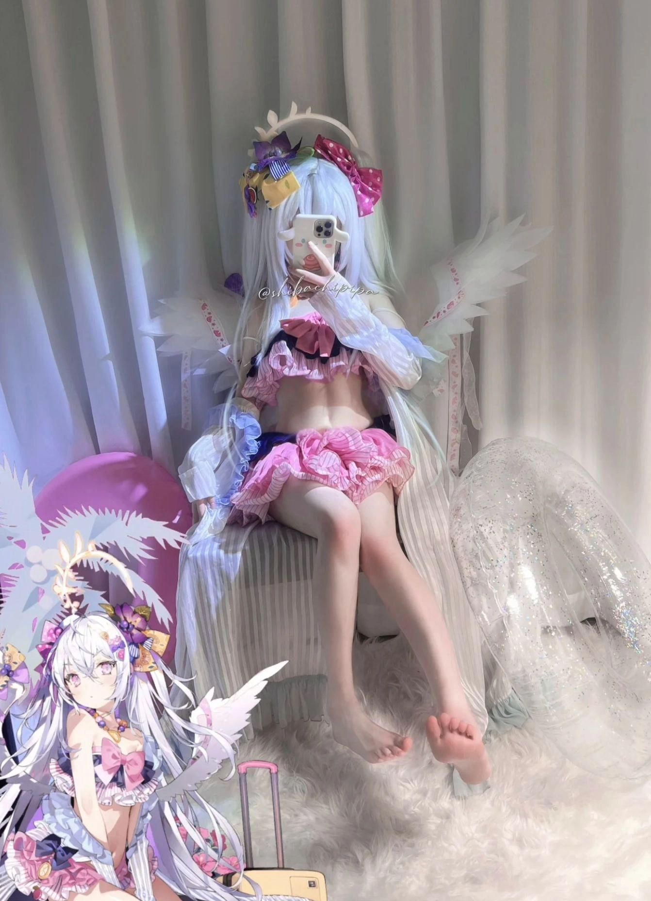 穿着粉红色衣服的女孩正在拍照。