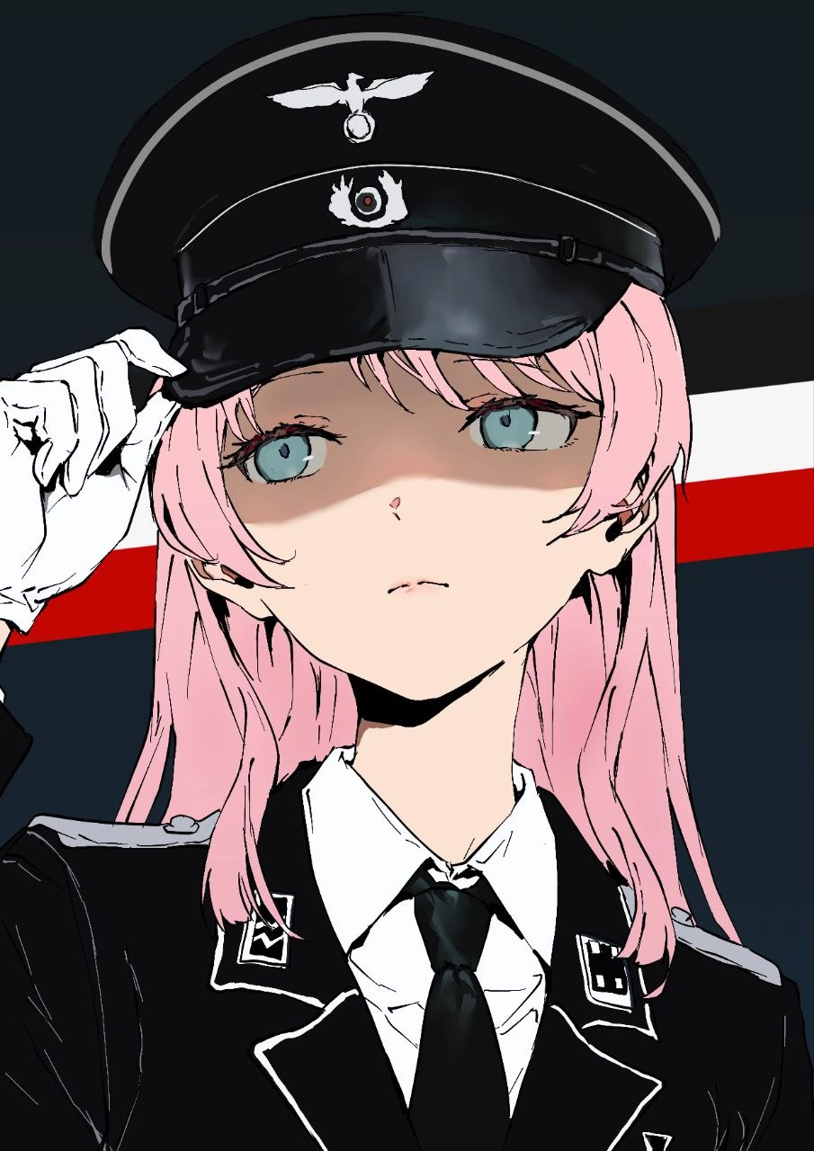 穿着黑帽子和白手套的女孩。