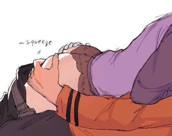 人正在躺下,他的手放在别人的手上。