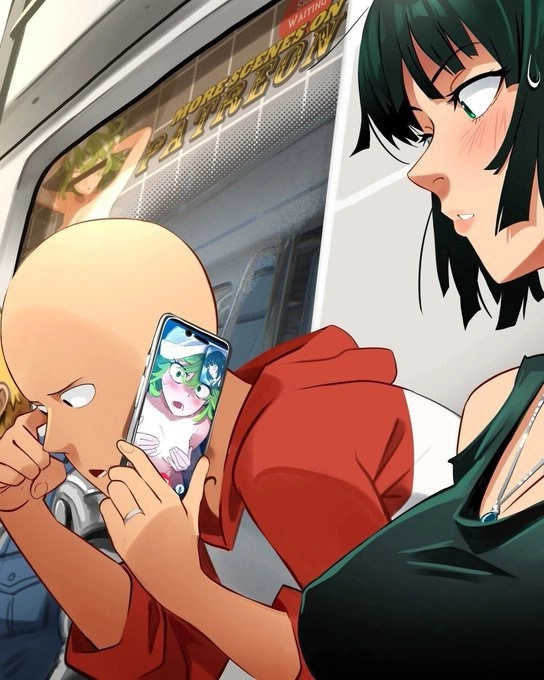 头发苍白的男人看着他的手机。