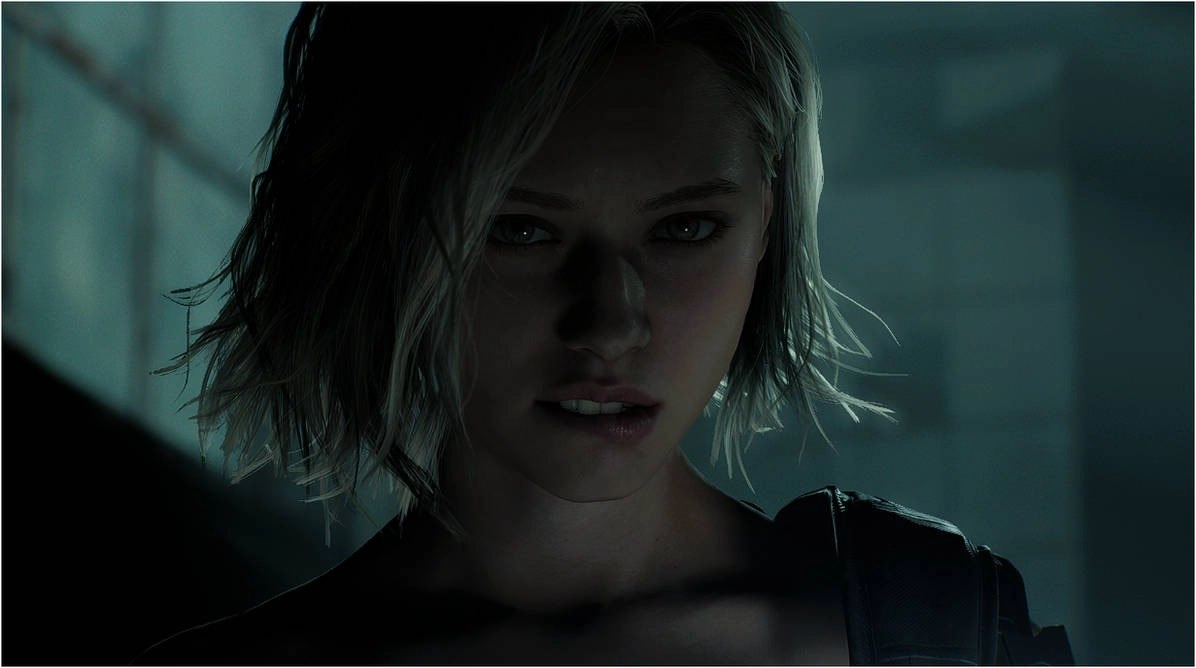 金发的女人和一个短发。