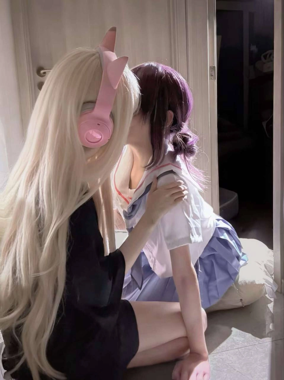 猫耳少女的秘密约会