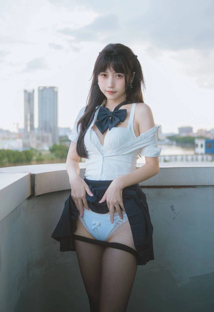 这裙子有点不太听话