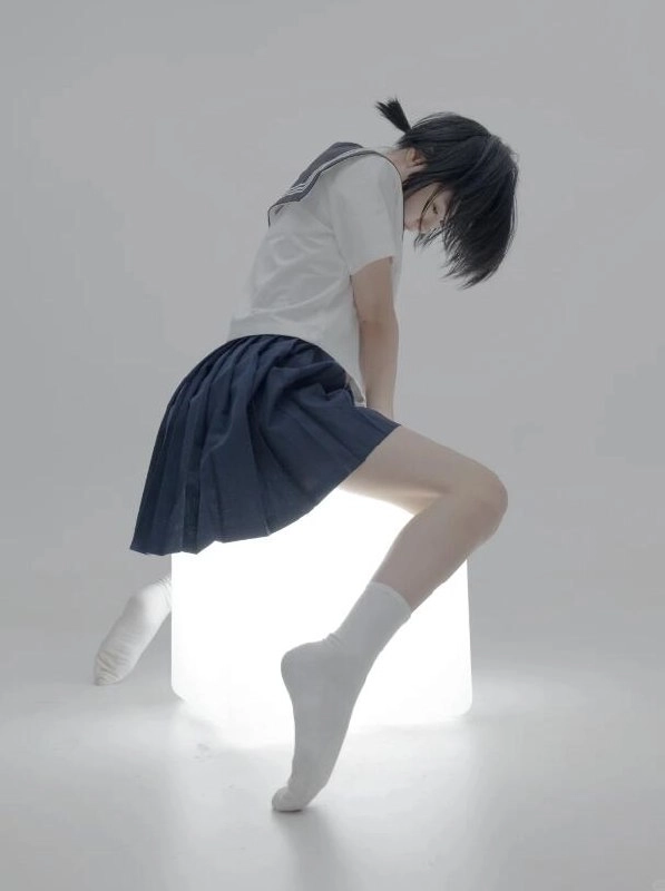 坐着发呆思考人生
