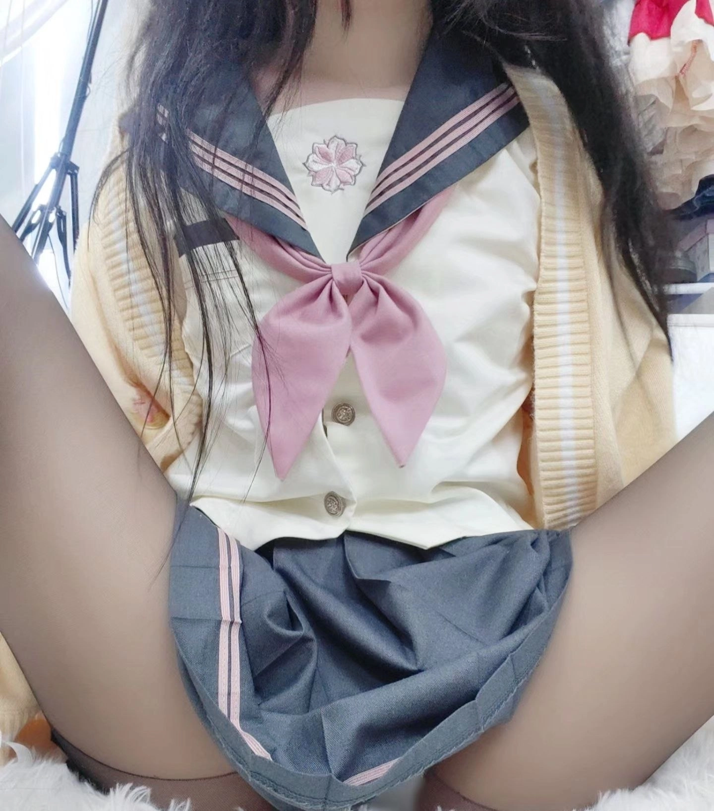 这制服穿出了显微镜视角