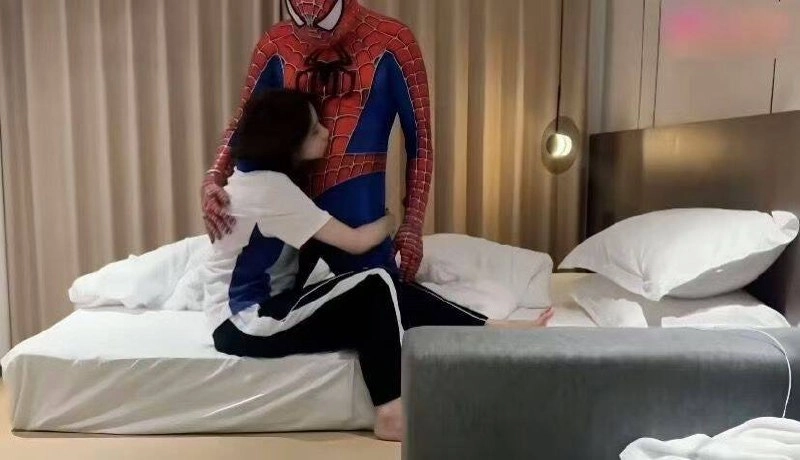 惊奇传媒
