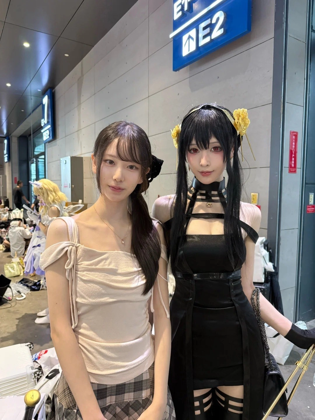 次元壁裂开现场